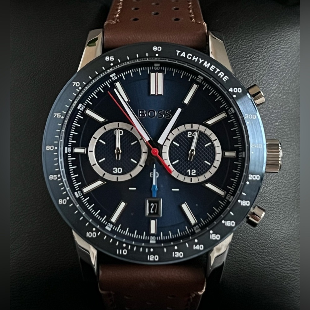 HB1513921 - Hugo Boss Men’s Allure Chronograph Leather Strap Watch